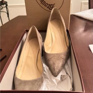Brooks Brothers Women’s Pointed Toe Heels in Taupe Suede